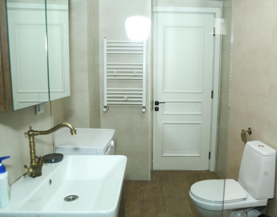 Panchitos Apartment Тбилиси Екстериор снимка